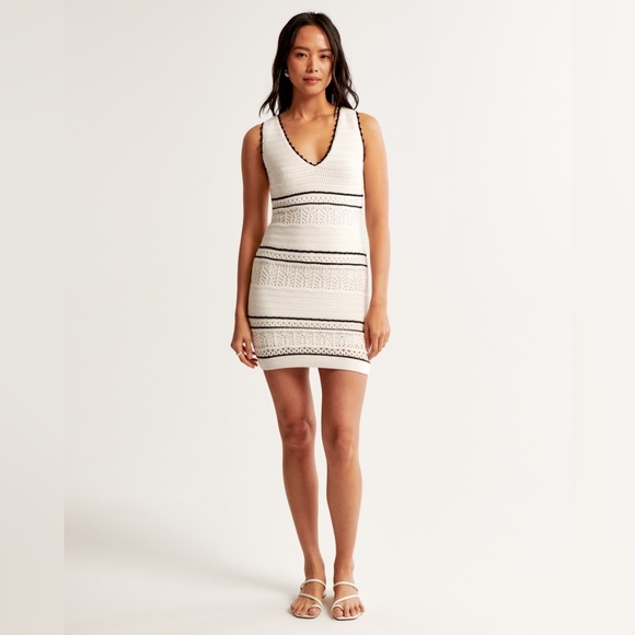 Abercrombie & fitch Crochet-Style V-Neck Mini Dress women size small - Picture 4 of 12